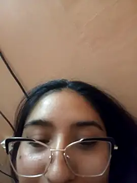 Bizcochitoc4 online show from February 25, 2026, 2:10 am