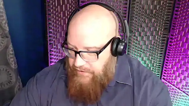 Snapshot of BigBearforCuddles chatting on December 23, 2025, 2:20 am BigBearforCuddles online show from December 23, 2025, 2:20 am