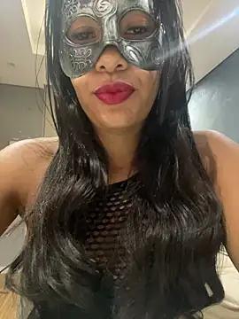 Snapshot of LunnaMaska chatting on January 10, 2026, 1:40 am LunnaMaska online show from January 10, 2026, 1:40 am