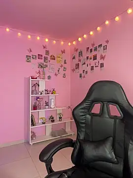 Snapshot of Davne_ chatting on February 12, 2026, 11:22 pm Davne online show from February 12, 2026, 11:22 pm