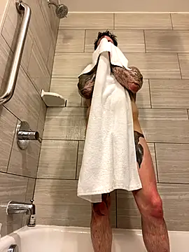 JSizzle13 online show from November 25, 2025, 10:43 pm