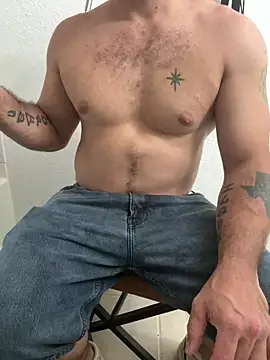 2addictivelyhorny online show from June 11, 2026, 7:28 am