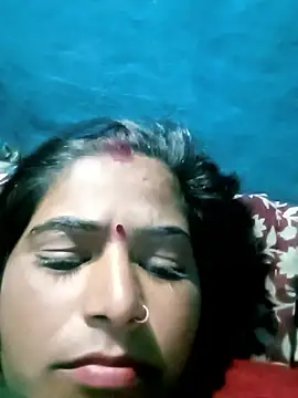 Bady doll34 online show from January 8, 2026, 3:47 pm