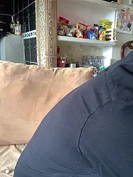 Snapshot of angelxxx95 chatting on February 18, 2026, 4:25 pm angelxxx95 online show from February 18, 2026, 4:25 pm