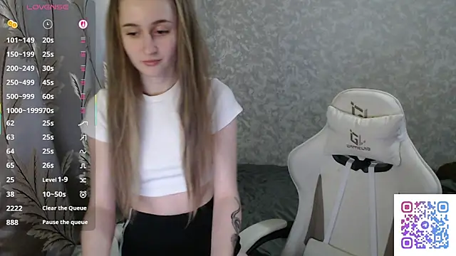 Snapshot of Ave_Costly chatting on January 18, 2026, 5:39 pm Ave Costly online show from January 18, 2026, 5:39 pm