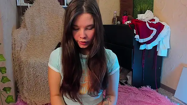 Snapshot of amelialy chatting on December 15, 2025, 7:23 am amelialy online show from December 15, 2025, 7:23 am