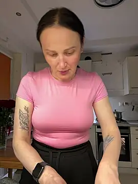 TomilaSi online show from March 24, 2026, 10:15 pm