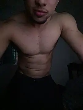 MoreninhoMagrinho online show from November 28, 2025, 4:04 am