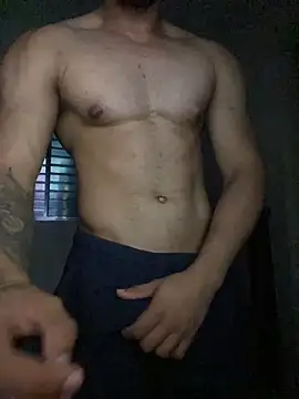 MoreninhoMagrinho online show from December 4, 2025, 4:00 am