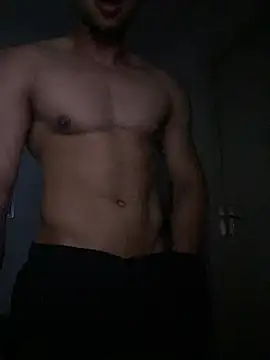 MoreninhoMagrinho online show from December 5, 2025, 3:37 am