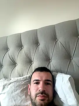 turkishcockuk online show from December 5, 2025, 1:52 pm