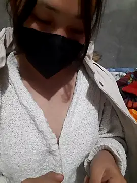 mai-mai-97 online show from December 3, 2025, 3:10 pm