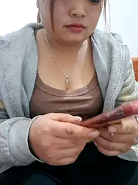 Snapshot of mai-mai-97 chatting on March 4, 2026, 6:41 am mai-mai-97 online show from March 4, 2026, 6:41 am