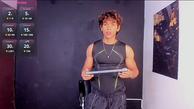 Snapshot of LiamVibes212 chatting on February 15, 2026, 12:47 pm LiamVibes212 online show from February 15, 2026, 12:47 pm