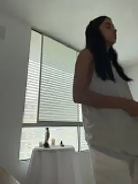 Snapshot of Miia_moonn chatting on December 1, 2025, 10:53 am Miia moonn online show from December 1, 2025, 10:53 am