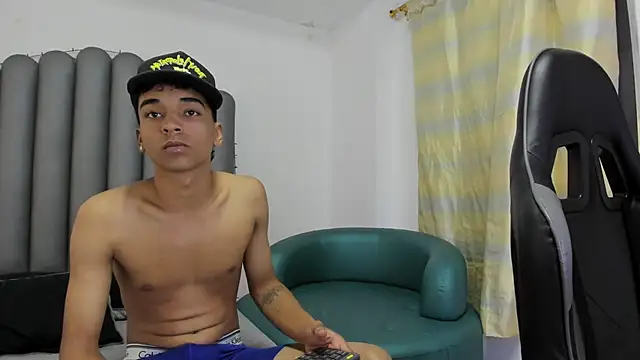 Snapshot of Megan_foro chatting on December 3, 2025, 3:58 am Megan foro online show from December 3, 2025, 3:58 am