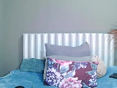 SavageHoney online show from November 28, 2025, 7:38 pm