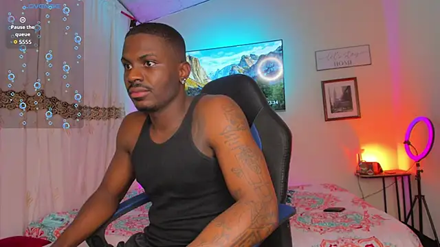 Snapshot of Ethantravis22 chatting on November 25, 2025, 4:34 am Ethantravis22 online show from November 25, 2025, 4:34 am