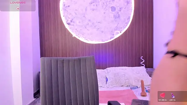 Snapshot of IvannaVolk_ chatting on February 12, 2026, 5:02 am IvannaVolk online show from February 12, 2026, 5:02 am