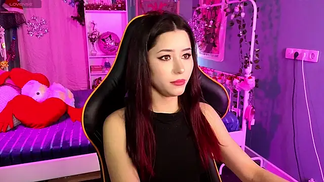 RedMidnight online show from December 21, 2025, 9:00 pm