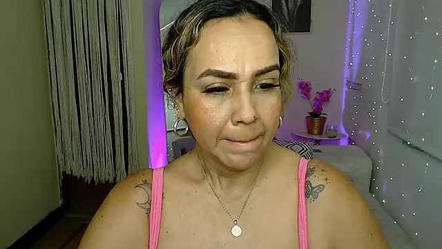 Aunty milf online show from July 6, 2026, 8:11 pm