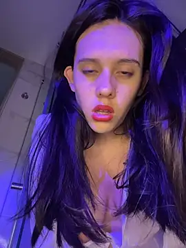 Samantafoxx  online show from December 18, 2025, 12:49 am