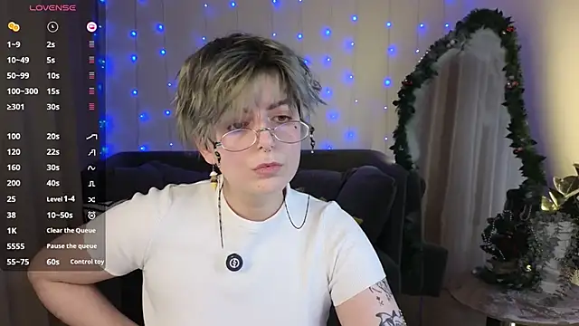 Spider Arti online show from December 15, 2025, 9:19 pm