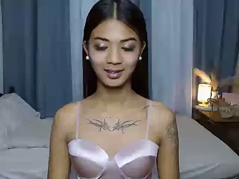 Snapshot of SamaraMillers chatting on November 25, 2025, 12:16 pm SamaraMillers online show from November 25, 2025, 12:16 pm