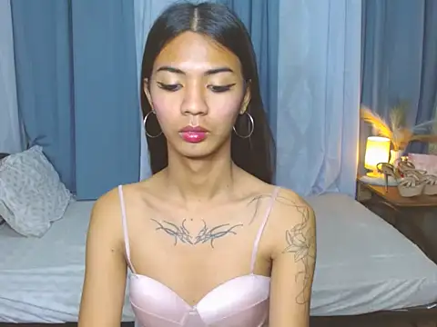 Snapshot of SamaraMillers chatting on December 16, 2025, 3:39 pm SamaraMillers online show from December 16, 2025, 3:39 pm