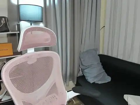 TsUncutMegan online show from December 15, 2025, 7:29 pm