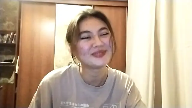 ArianeRandy online show from December 16, 2025, 3:06 pm