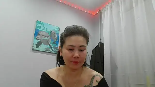 Snapshot of Nettie_Allie chatting on February 2, 2026, 6:39 pm Nettie Allie online show from February 2, 2026, 6:39 pm