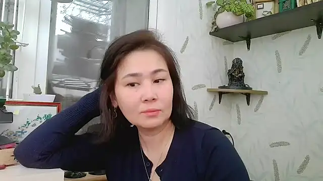 Snapshot of Nettie_Allie chatting on February 14, 2026, 12:46 pm Nettie Allie online show from February 14, 2026, 12:46 pm