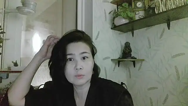 Snapshot of Nettie_Allie chatting on February 19, 2026, 8:05 pm Nettie Allie online show from February 19, 2026, 8:05 pm