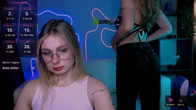 mary meow hot online show from May 27, 2026, 7:33 pm