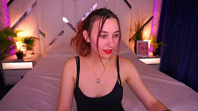 RoxieRay online show from January 13, 2026, 3:17 pm