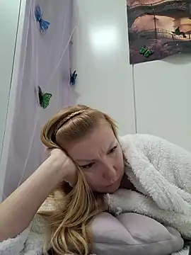 Snapshot of JenyJansy chatting on November 26, 2025, 5:58 pm JenyJansy online show from November 26, 2025, 5:58 pm