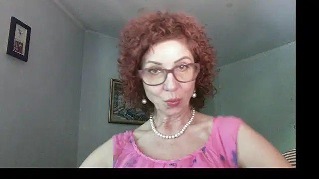 Kelly Flurr online show from May 22, 2026, 11:38 am