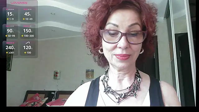 Kelly Flurr online show from June 14, 2026, 10:28 am