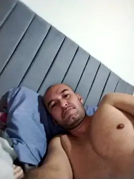 Snapshot of Jjosefast1 chatting on December 18, 2025, 8:37 pm Jjosefast1 online show from December 18, 2025, 8:37 pm