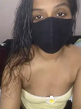 Snapshot of your-Mia07 chatting on December 2, 2025, 12:43 pm your-Mia07 online show from December 2, 2025, 12:43 pm