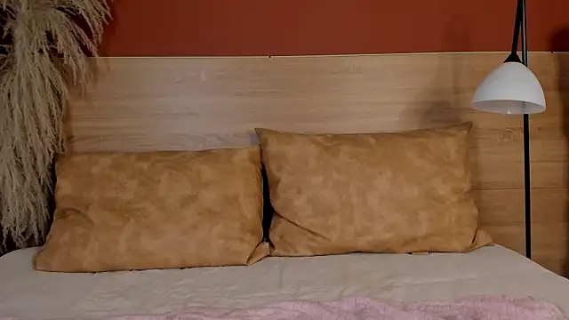 Snapshot of luna_cute__ chatting on January 10, 2026, 12:40 pm luna cute online show from January 10, 2026, 12:40 pm