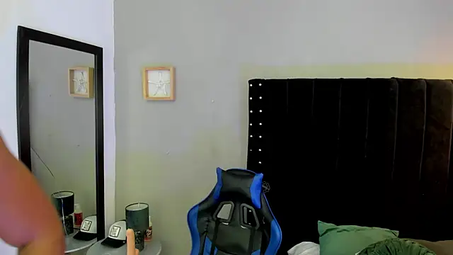 Snapshot of Bryan_robayo5 chatting on January 11, 2026, 11:26 am Bryan robayo5 online show from January 11, 2026, 11:26 am