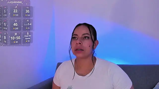 jimena chic1 online show from April 30, 2026, 8:57 pm