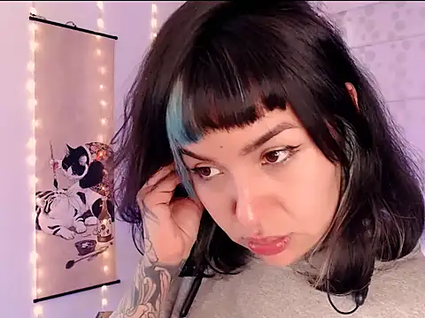 Snapshot of justmartina_ chatting on February 24, 2026, 12:25 pm justmartina online show from February 24, 2026, 12:25 pm