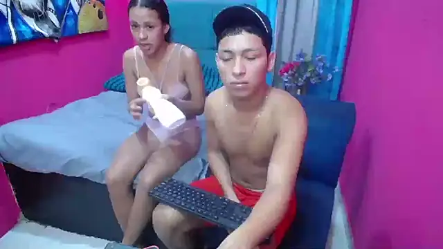 Snapshot of twinks_fuck chatting on December 13, 2025, 10:15 pm twinks fuck online show from December 13, 2025, 10:15 pm