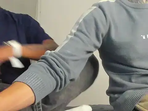 Snapshot of _Camilo_Rodriguez_ chatting on December 18, 2025, 4:29 am Camilo Rodriguez online show from December 18, 2025, 4:29 am