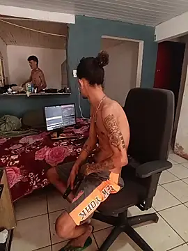 Snapshot of theyllorwillian chatting on February 11, 2026, 6:13 pm theyllorwillian online show from February 11, 2026, 6:13 pm