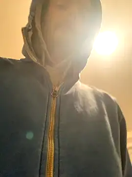 Snapshot of showaginge chatting on November 29, 2025, 11:41 pm showaginge online show from November 29, 2025, 11:41 pm