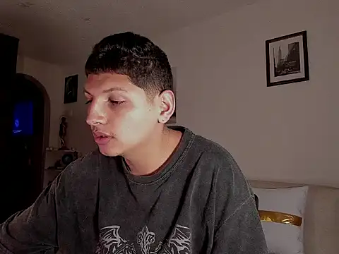 Snapshot of Juan_belmont chatting on February 7, 2026, 11:58 am Juan belmont online show from February 7, 2026, 11:58 am